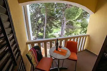 Lavica Dumicic Apartamento Podstrana