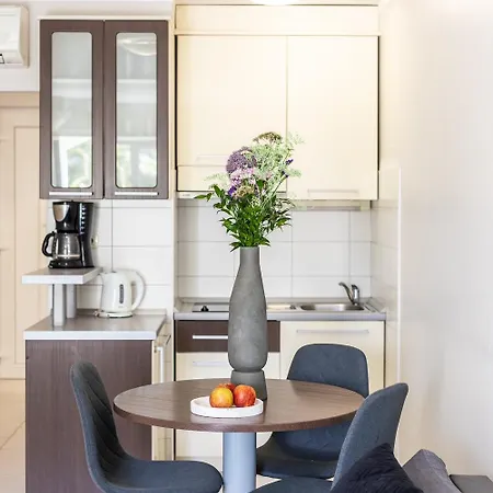 Lavica Dumicic Apartment Podstrana