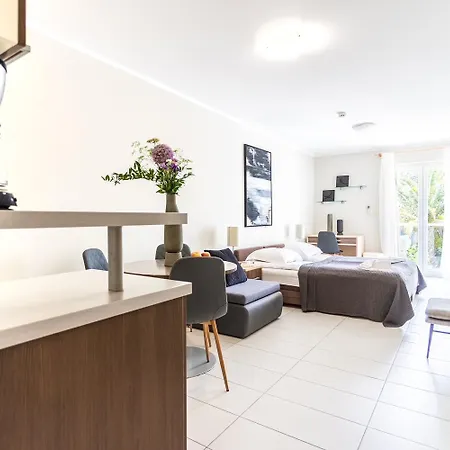 Lavica Dumicic * Ποντστράνα