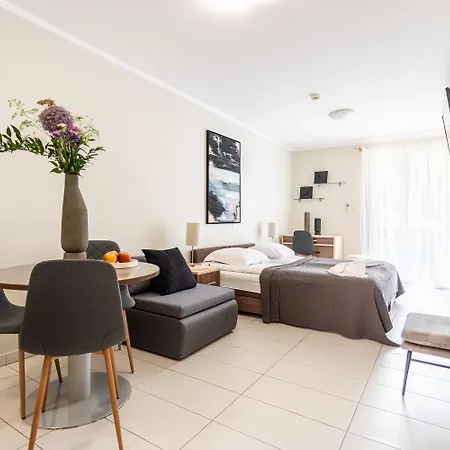Lavica Dumicic Apartment Podstrana