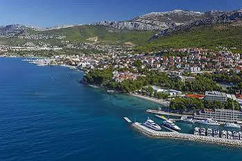Lavica Dumicic Podstrana
